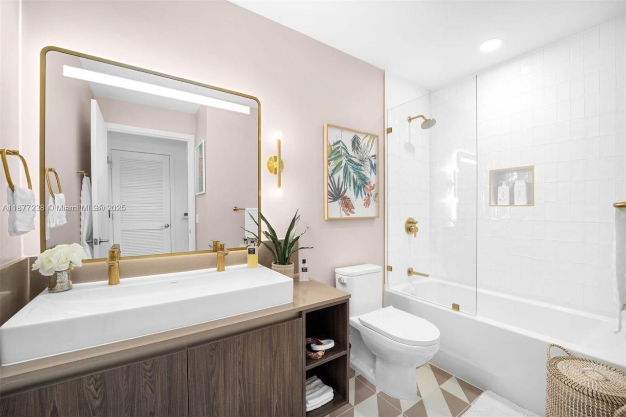 159 NE 6th St, Unit 5112, Miami, FL 33132 Photo