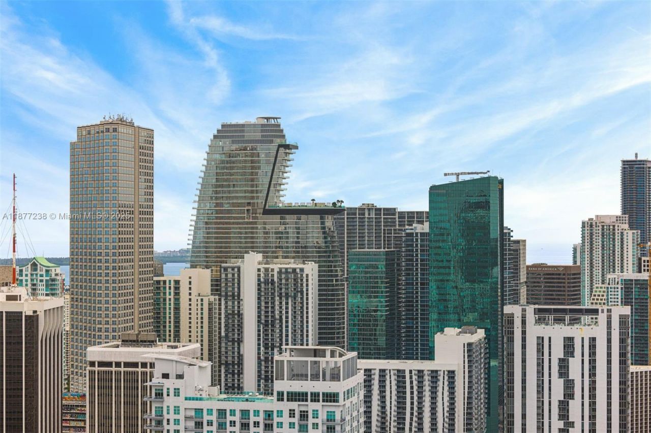 159 NE 6th St, Unit 5112, Miami, FL 33132 Photo