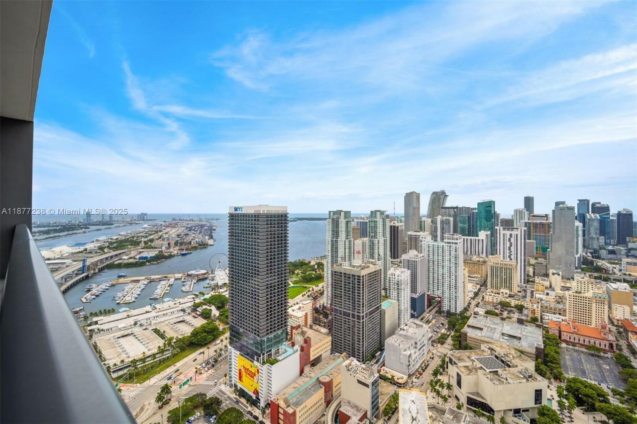 159 NE 6th St, Unit 5112, Miami, FL 33132 Photo