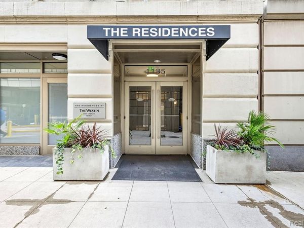 1135 Shelby Street, Detroit, MI 48226