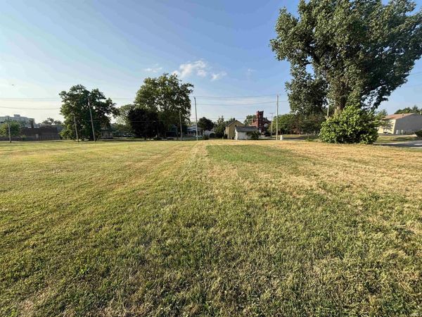 739 E Washington Boulevard, Fort Wayne, IN 46802