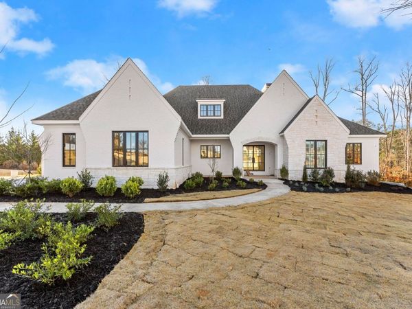 5071 Kings Close, Alpharetta, GA 30004