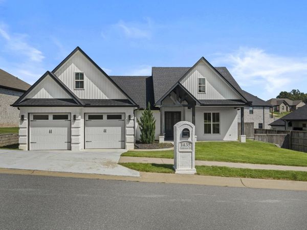 1435 Creekview Drive, Sherwood, AR 72120