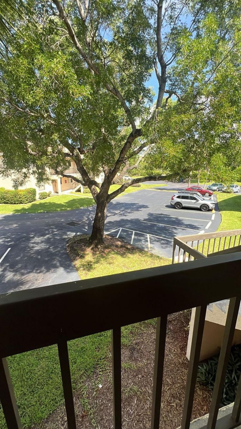 6796 Palmetto Circle, Unit 202, Boca Raton, FL 33433 Photo