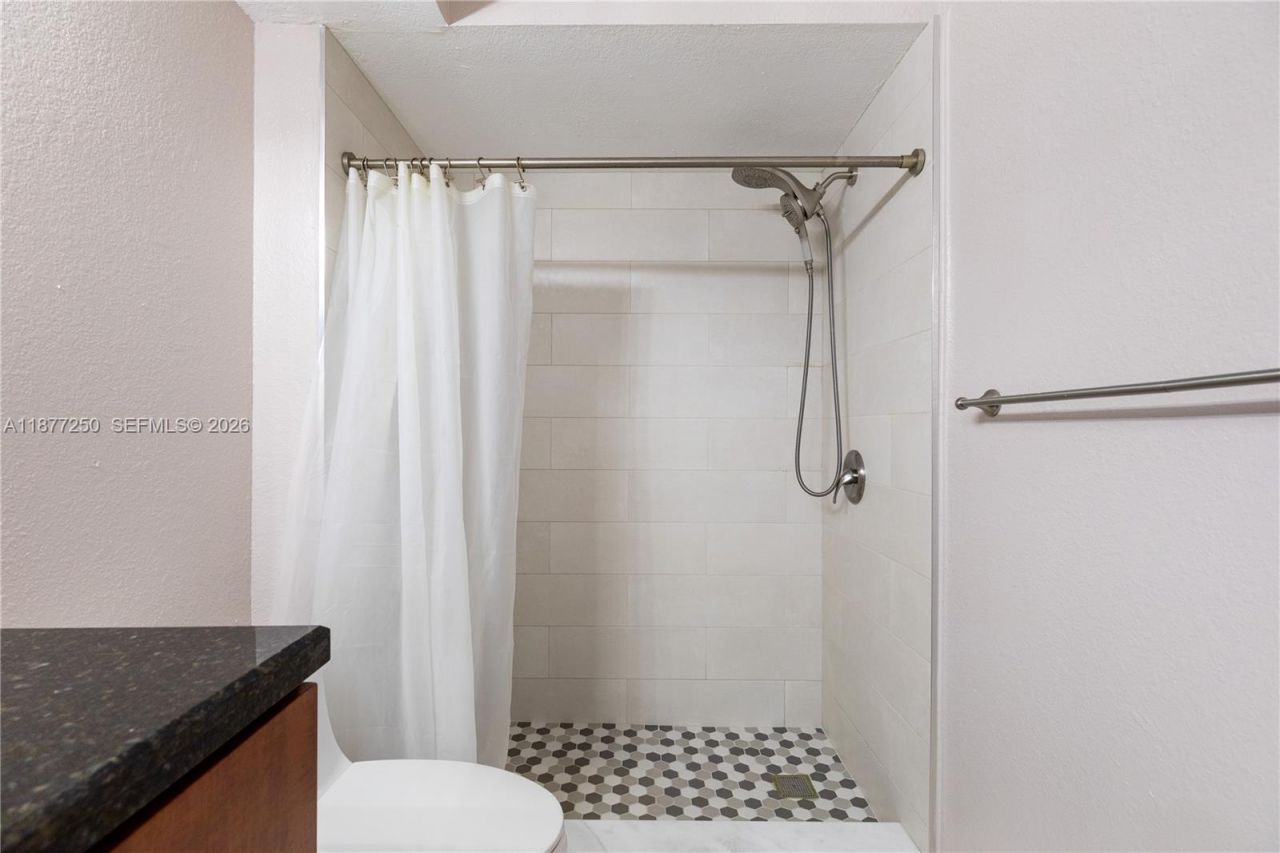 12760 Vista Isles Dr, Unit 711, Sunrise, FL 33325 Photo