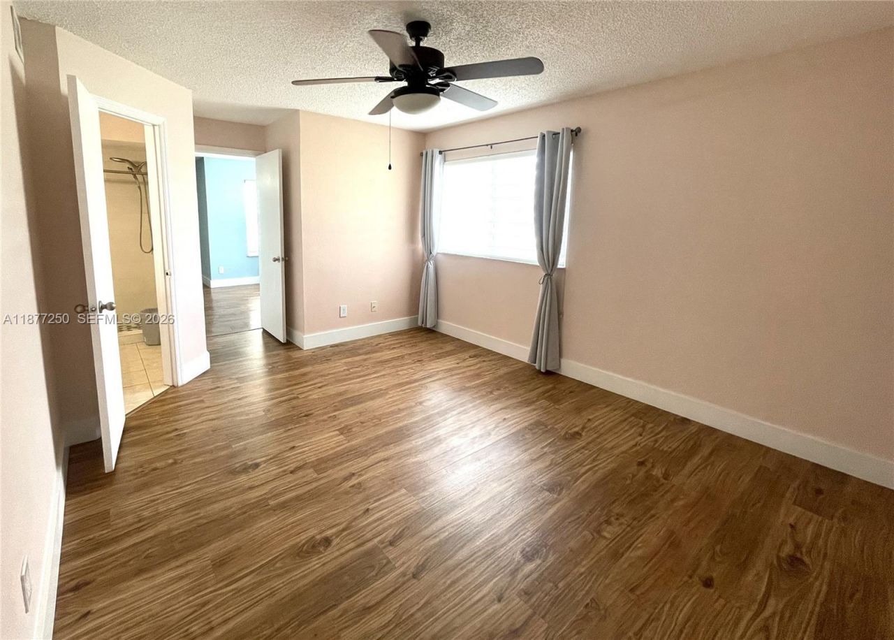 12760 Vista Isles Dr, Unit 711, Sunrise, FL 33325 Photo