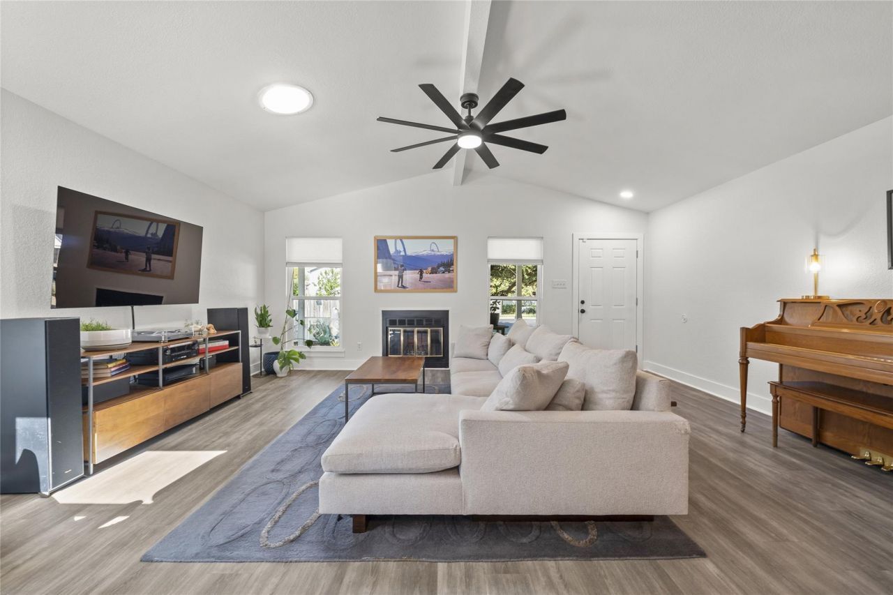 12003 Thompkins Dr, Austin, TX 78753 Main Photo