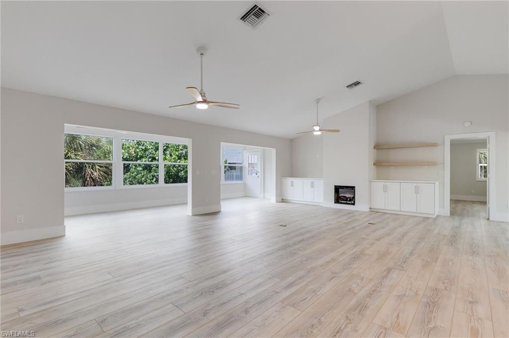 645 Oliva St, Sanibel, FL 33957 Photo