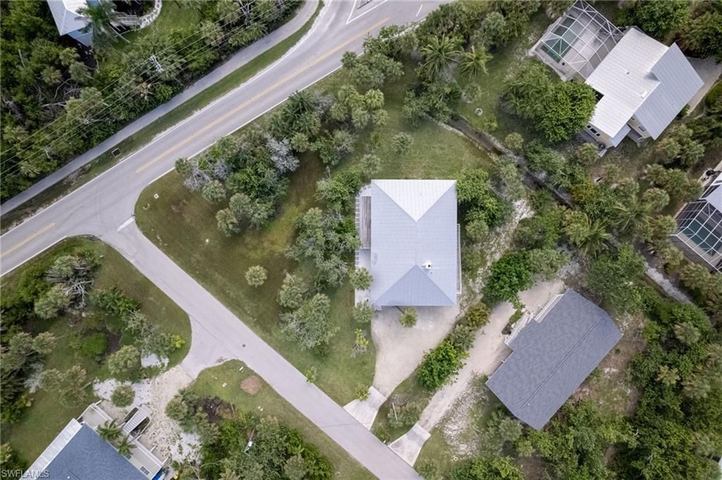 645 Oliva St, Sanibel, FL 33957 Photo