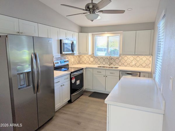 10433 W OAKMONT Drive, Sun City, AZ 85351