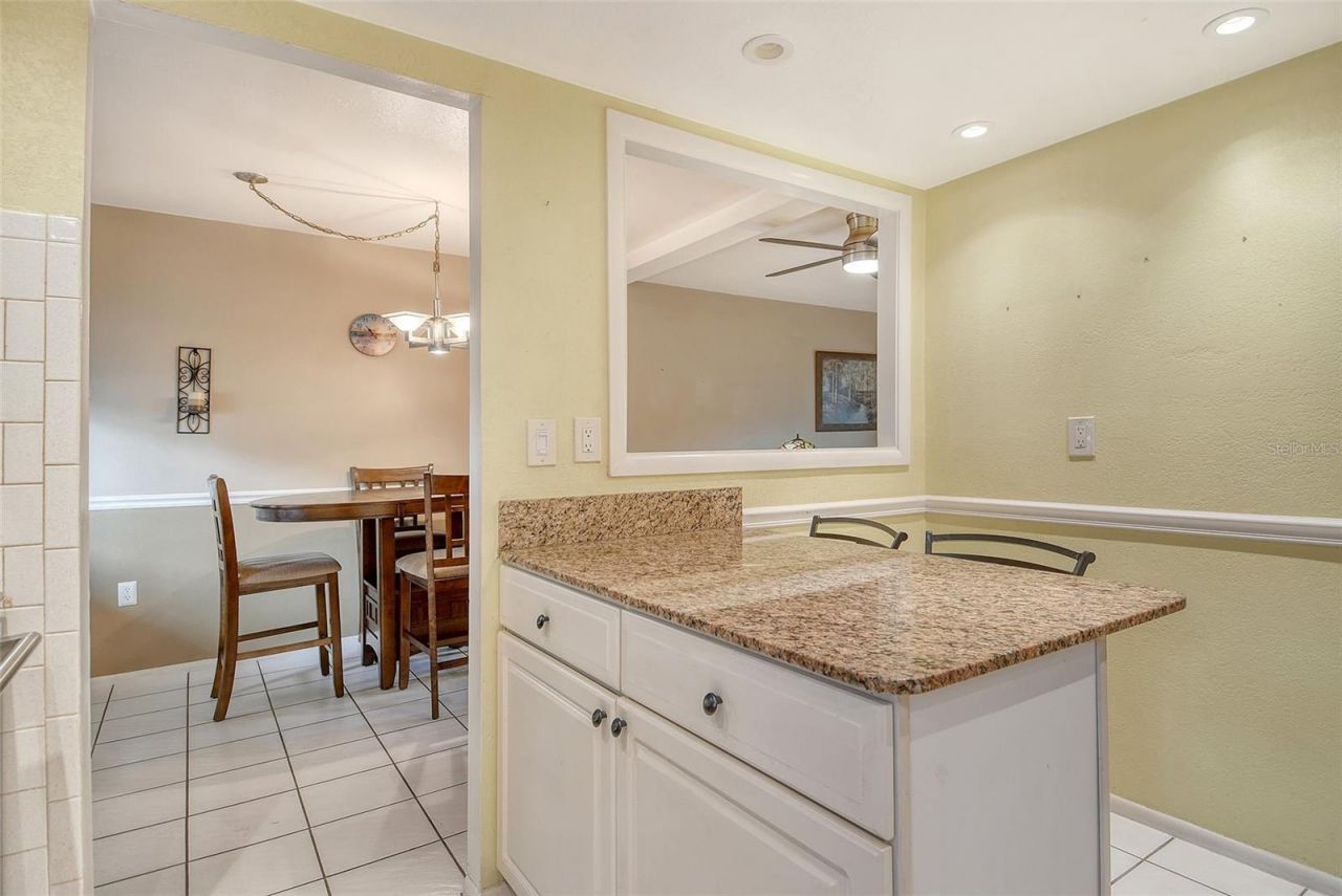 2303 Canal Drive, Unit F7, Bradenton, FL 34207 Photo