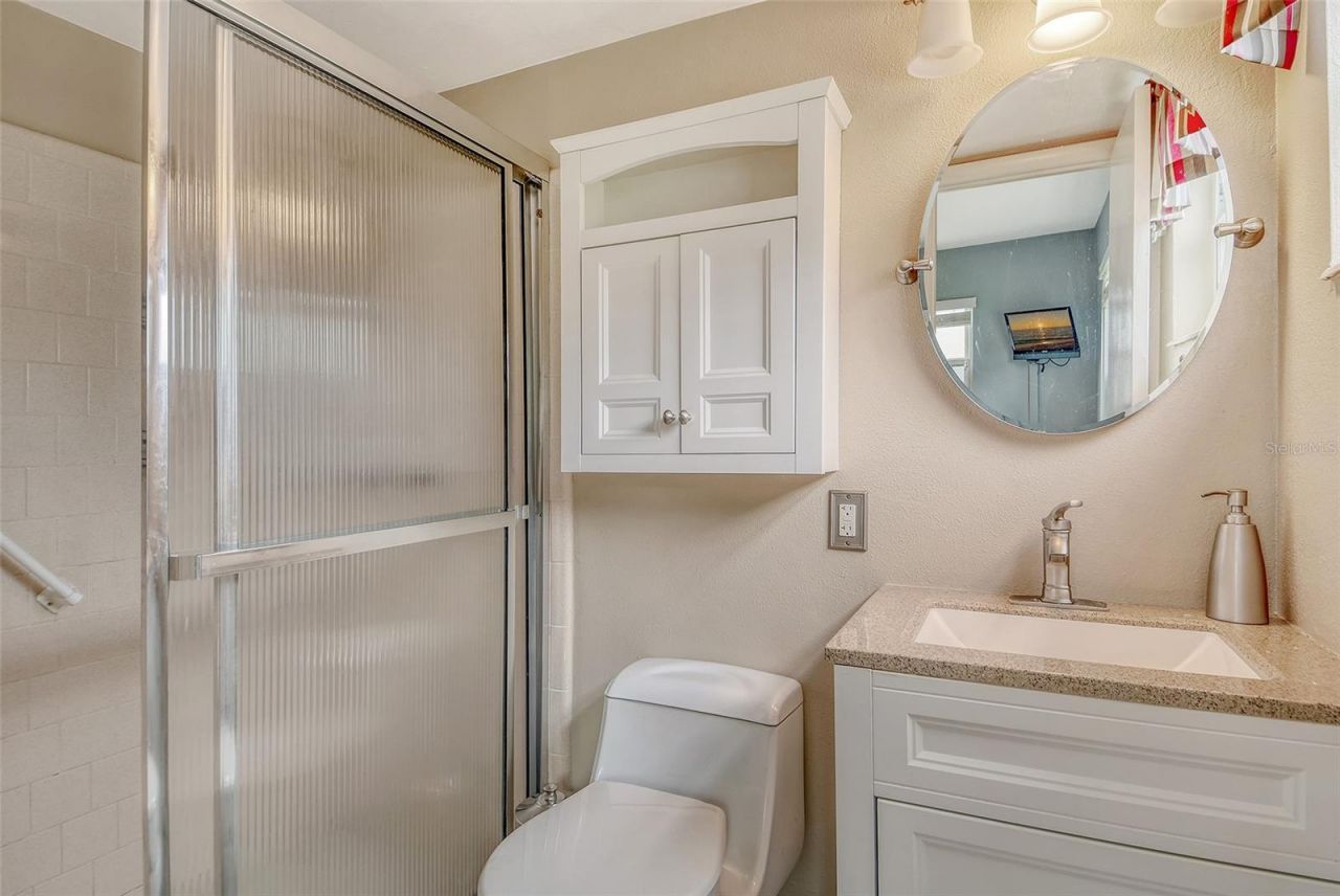 2303 Canal Drive, Unit F7, Bradenton, FL 34207 Photo