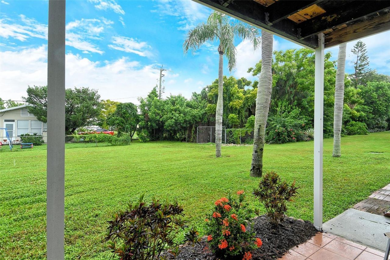 2303 Canal Drive, Unit F7, Bradenton, FL 34207 Photo
