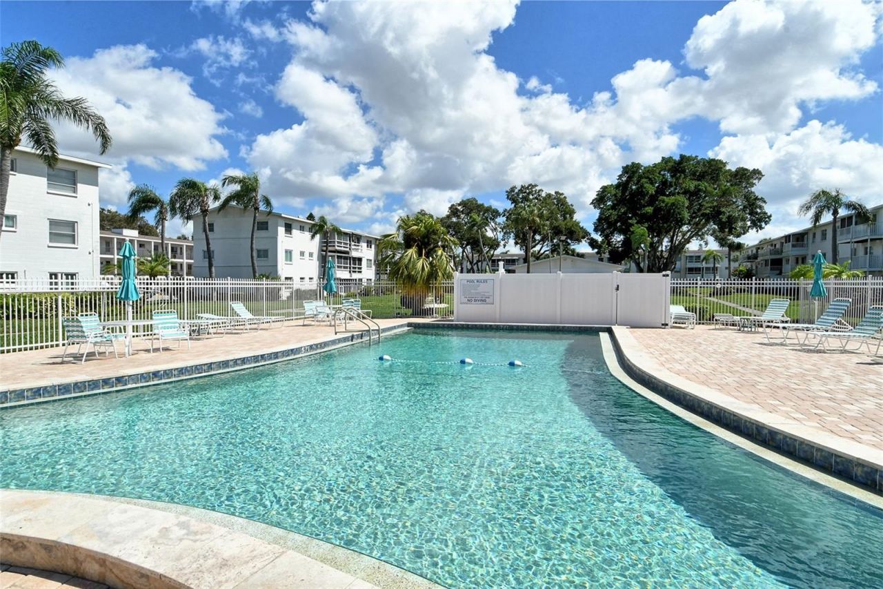 2303 Canal Drive, Unit F7, Bradenton, FL 34207 Photo