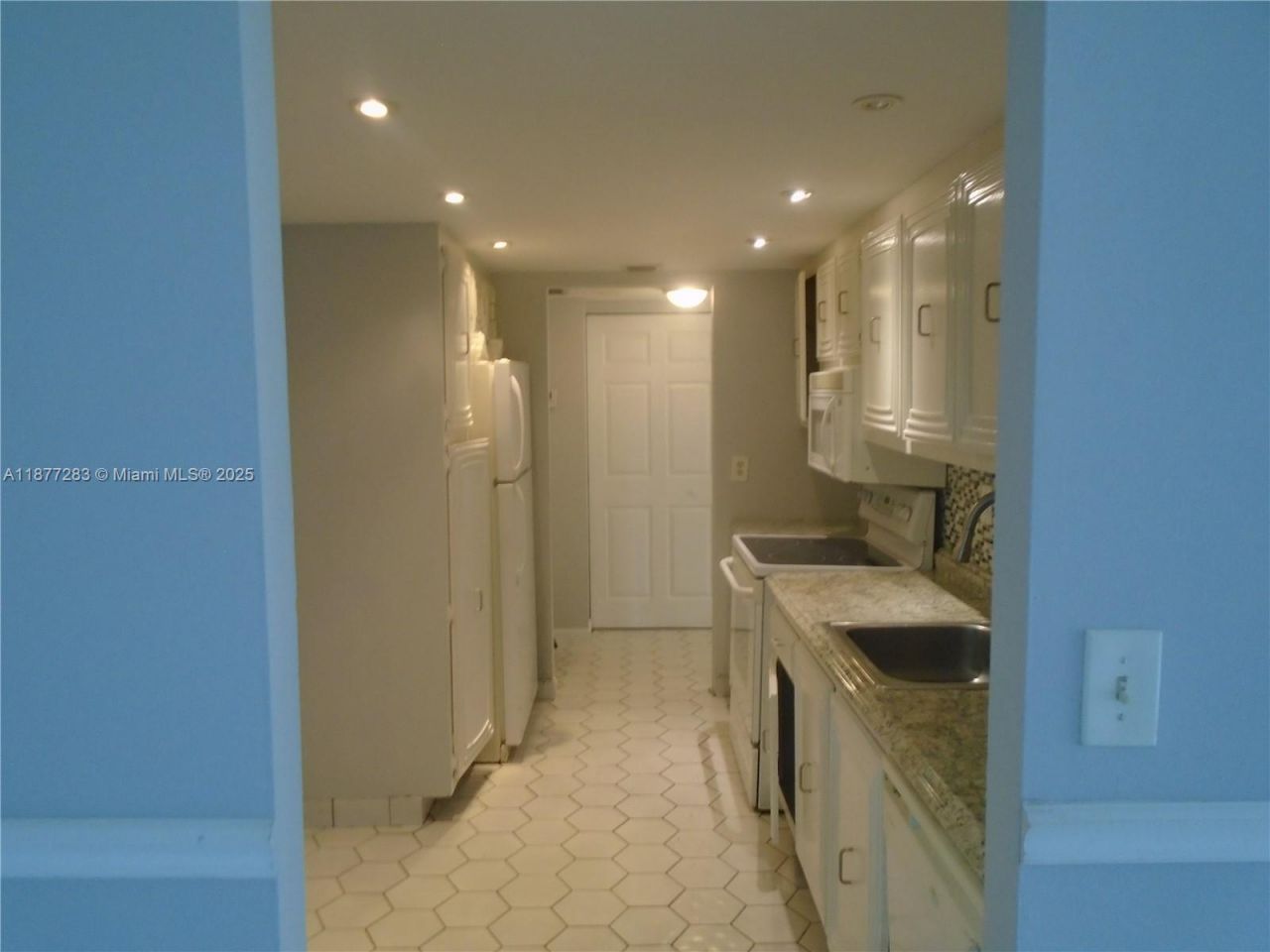 7051 Environ Bl, Unit 136, Lauderhill, FL 33319 Photo