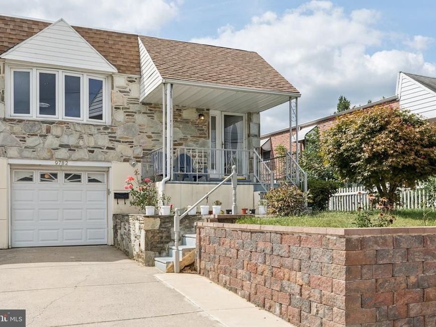 9782 Clark Street, Philadelphia, PA 19115 Main Photo