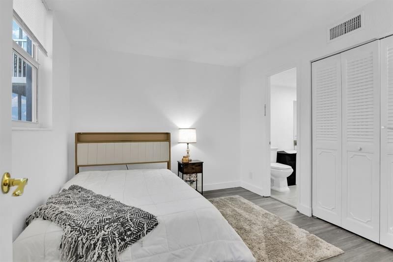 250 NW 67th St, Unit 322, Boca Raton, FL 33487 Photo