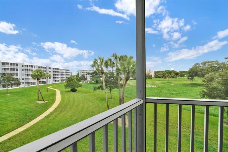 250 NW 67th St, Unit 322, Boca Raton, FL 33487 Photo