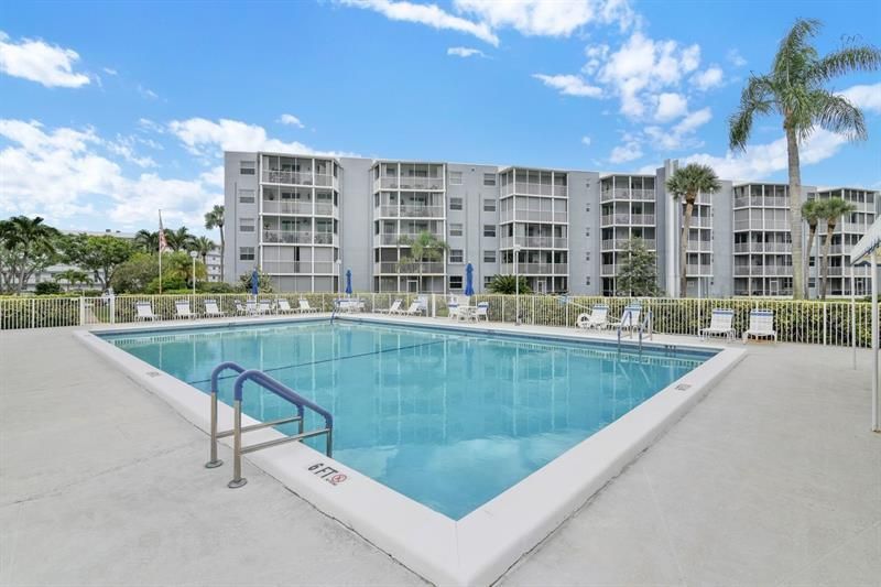 250 NW 67th St, Unit 322, Boca Raton, FL 33487 Photo