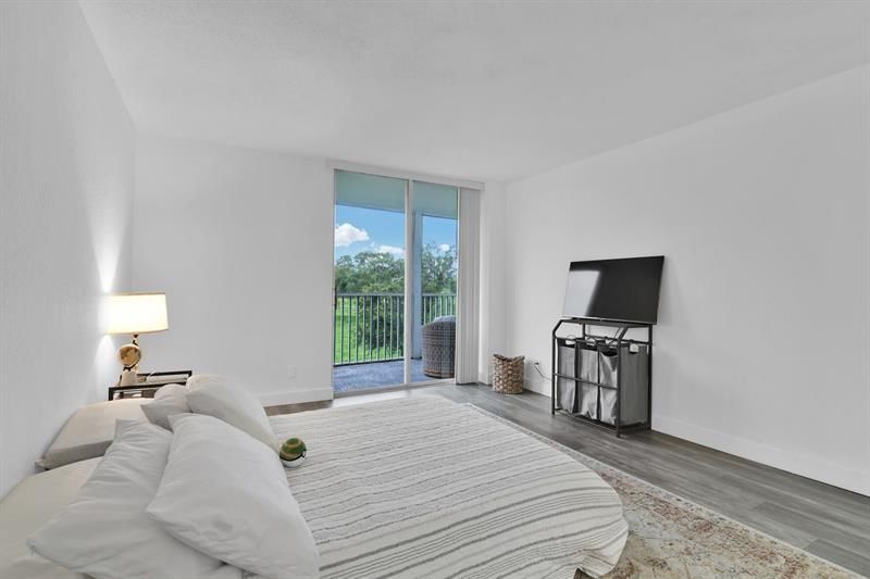 250 NW 67th St, Unit 322, Boca Raton, FL 33487 Photo