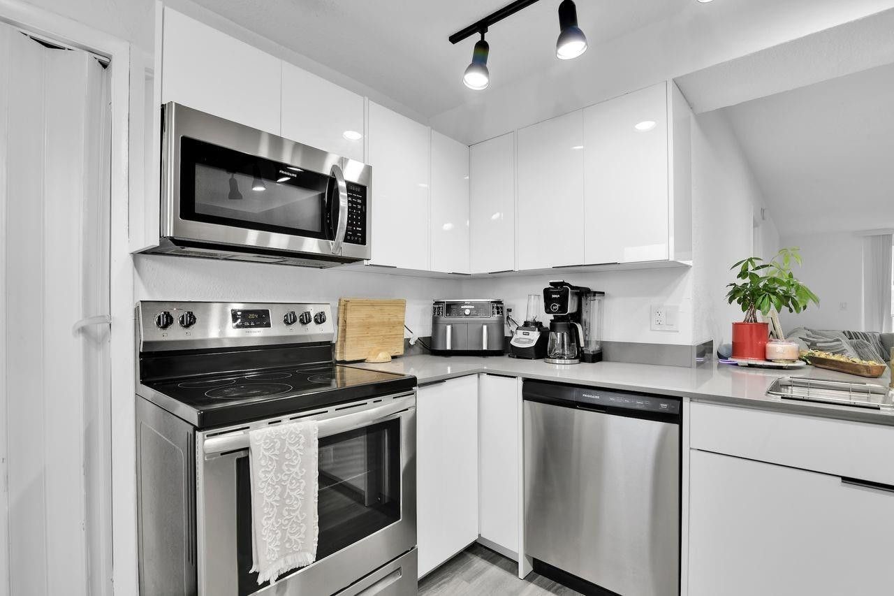 250 NW 67th Street, Unit 322, Boca Raton, FL 33487 Photo