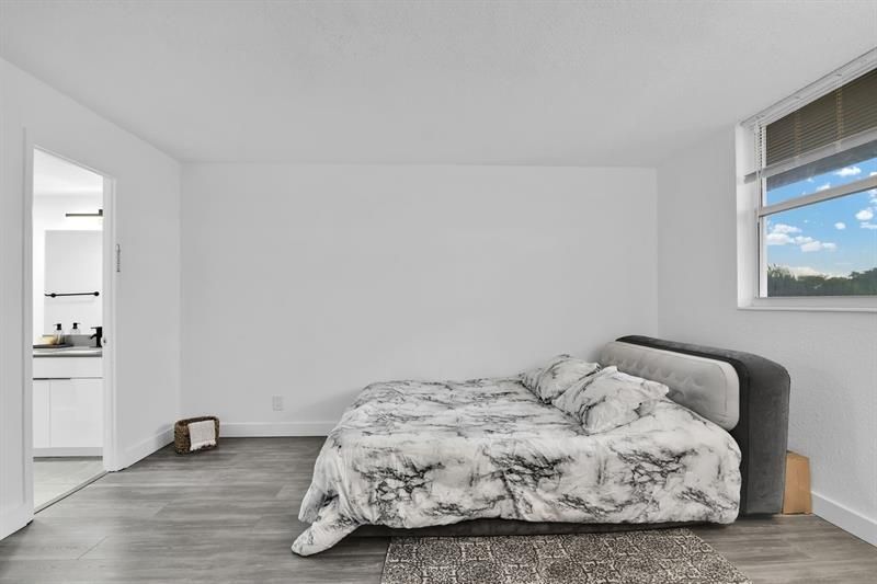 250 NW 67th St, Unit 322, Boca Raton, FL 33487 Photo