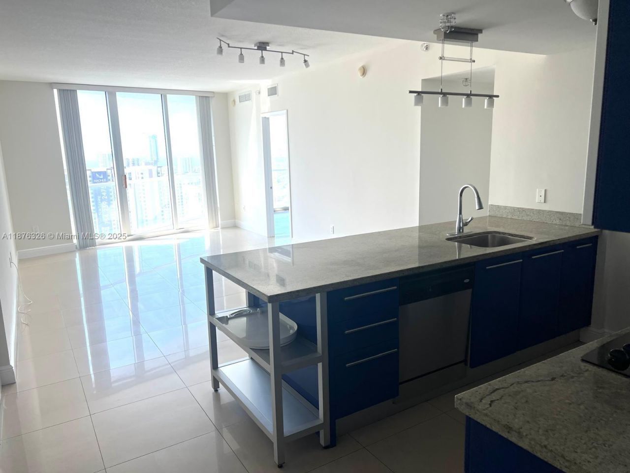 185 SW 7th St, Unit 3502, Miami, FL 33130 Photo