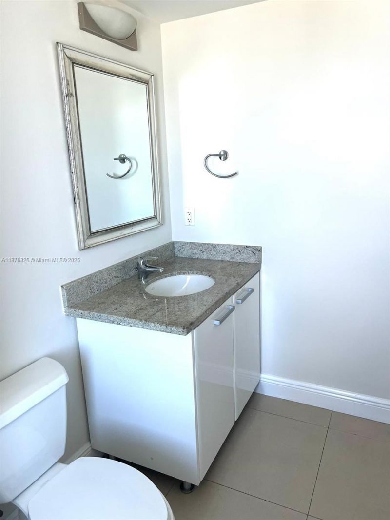 185 SW 7th St, Unit 3502, Miami, FL 33130 Photo