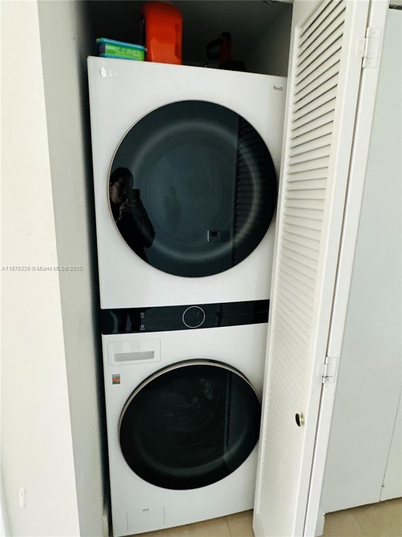 185 SW 7th St, Unit 3502, Miami, FL 33130 Photo