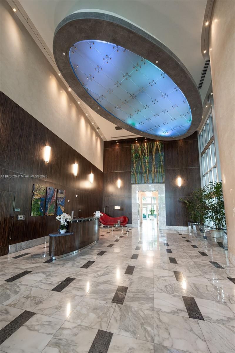 185 SW 7th St, Unit 3502, Miami, FL 33130 Photo