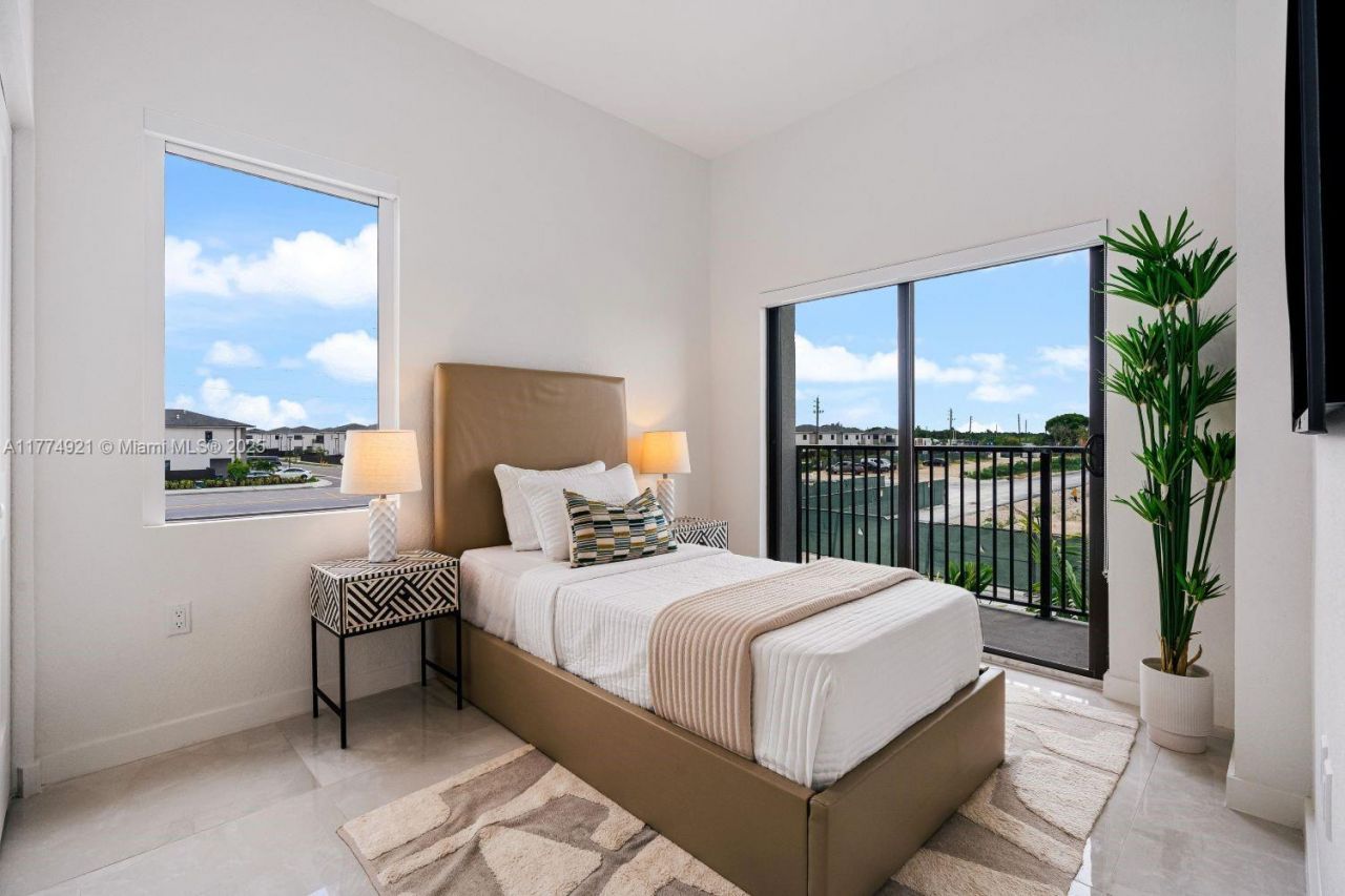 430 NW 13 Ct, Florida City, FL 33034 Photo