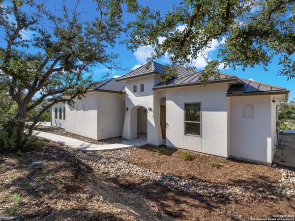 673 Travis Forest, Bulverde, TX 78163