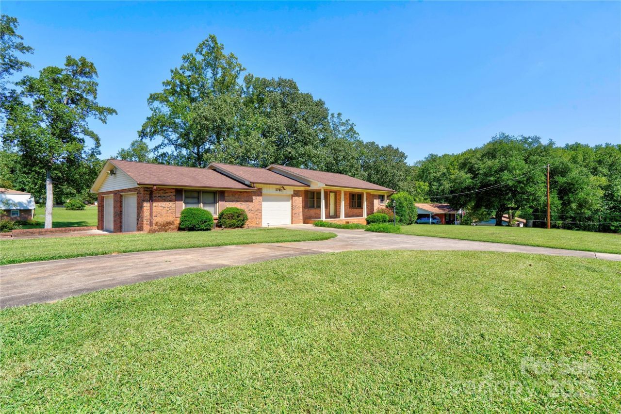 1701 Cedar Creek Road, Shelby, NC 28152 Main Photo