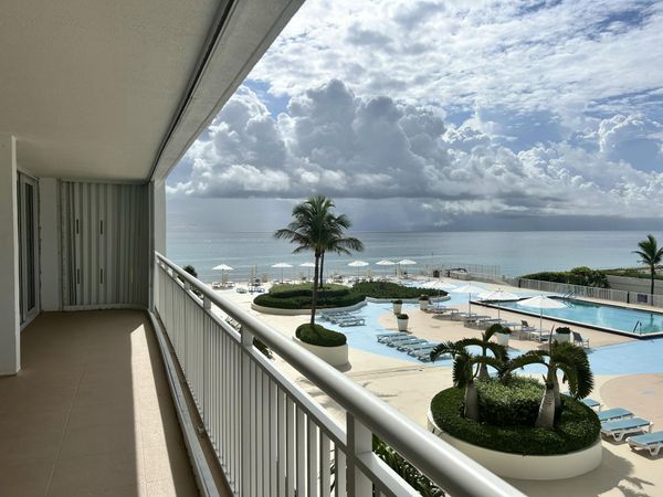 3546 S South Ocean Boulevard, Unit 405, South Palm Beach, FL 33480