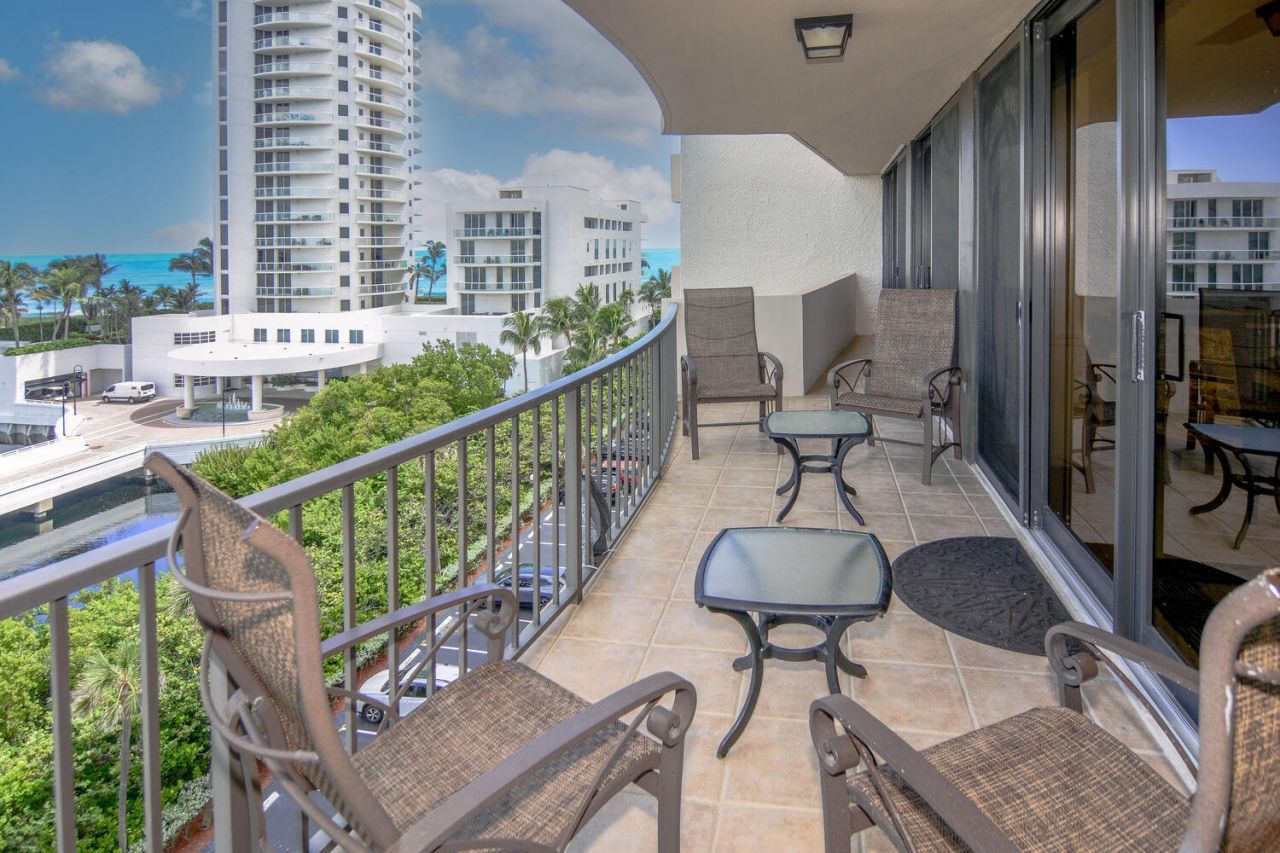 4200 N Ocean Drive, Unit 2-605, Singer Island, FL 33404 Photo