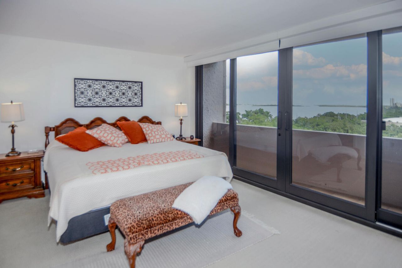 4200 N Ocean Drive, Unit 2-605, Singer Island, FL 33404 Photo