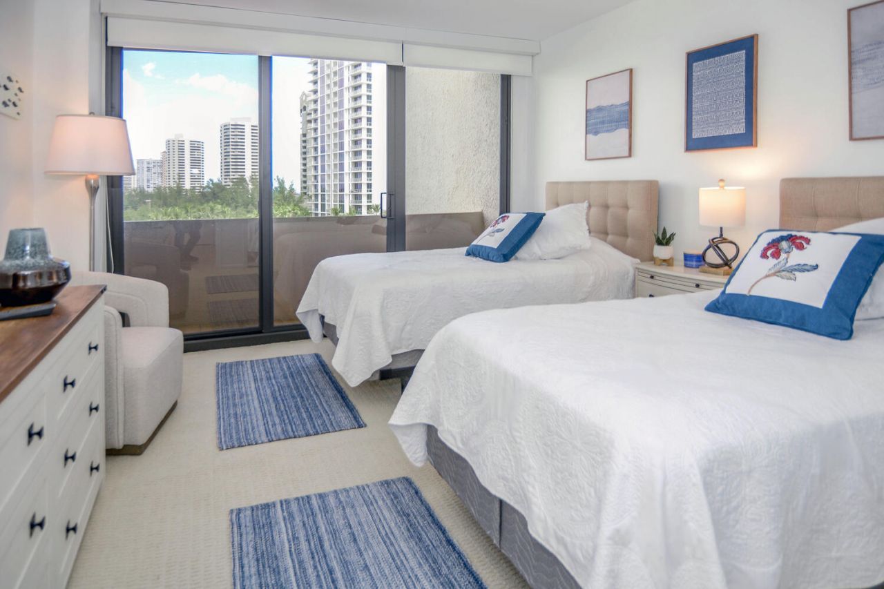 4200 N Ocean Drive, Unit 2-605, Singer Island, FL 33404 Photo