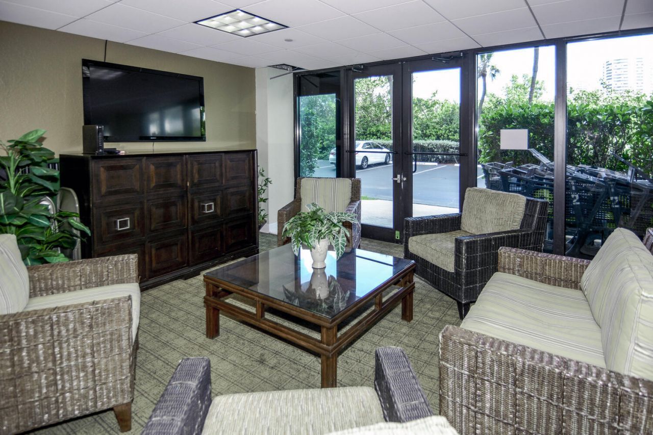 4200 N Ocean Drive, Unit 2-605, Singer Island, FL 33404 Photo