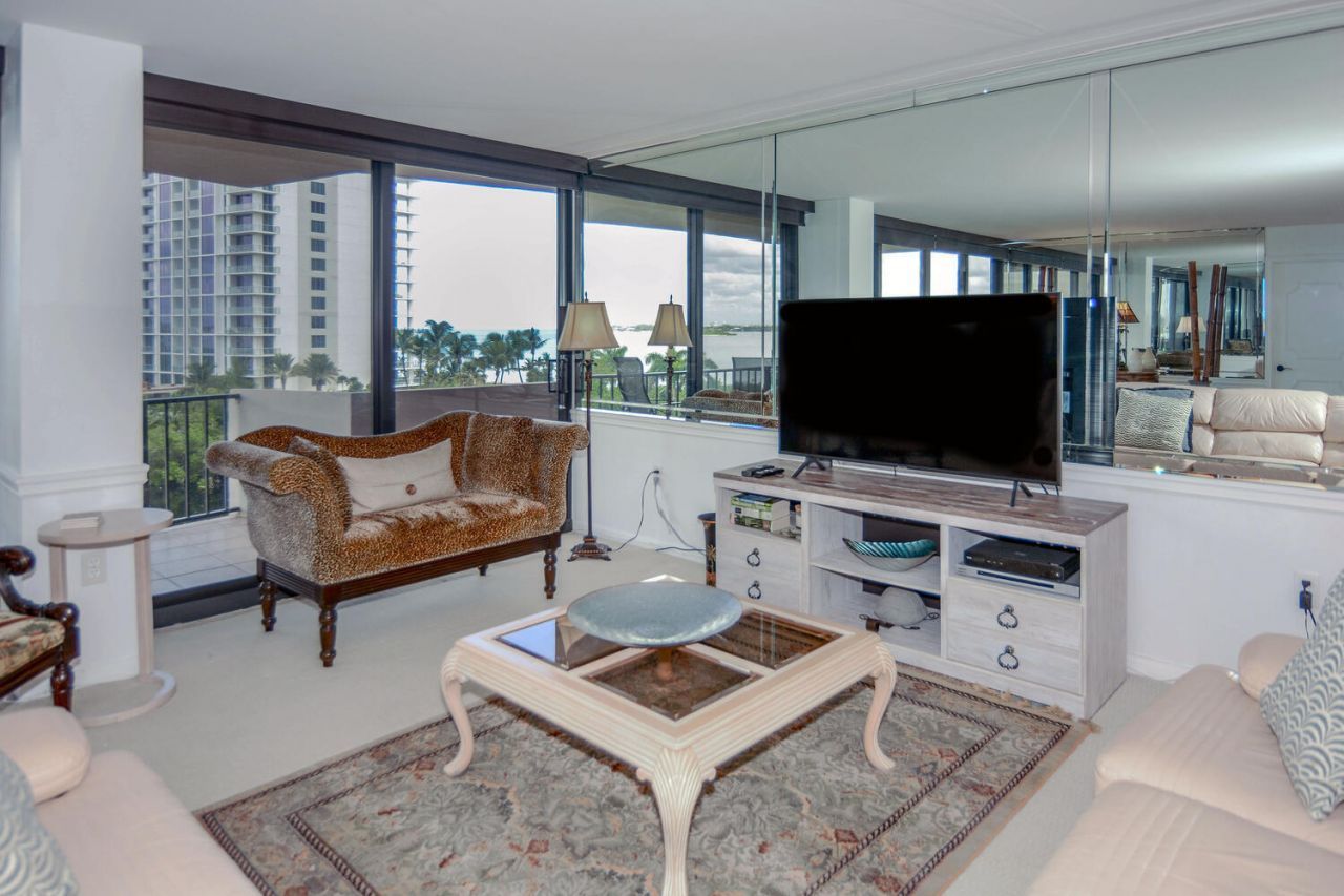 4200 N Ocean Drive, Unit 2-605, Singer Island, FL 33404 Photo