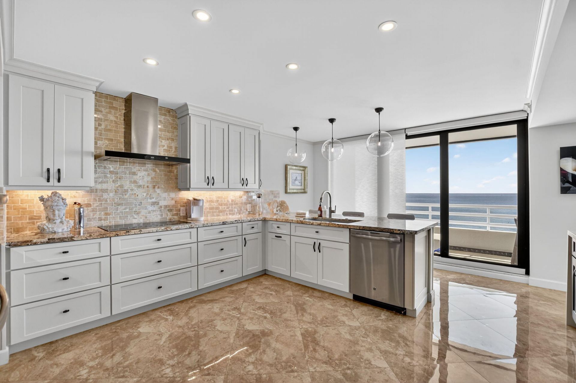 1500 S Ocean Boulevard, Unit 704, Boca Raton, FL 33432 Photo