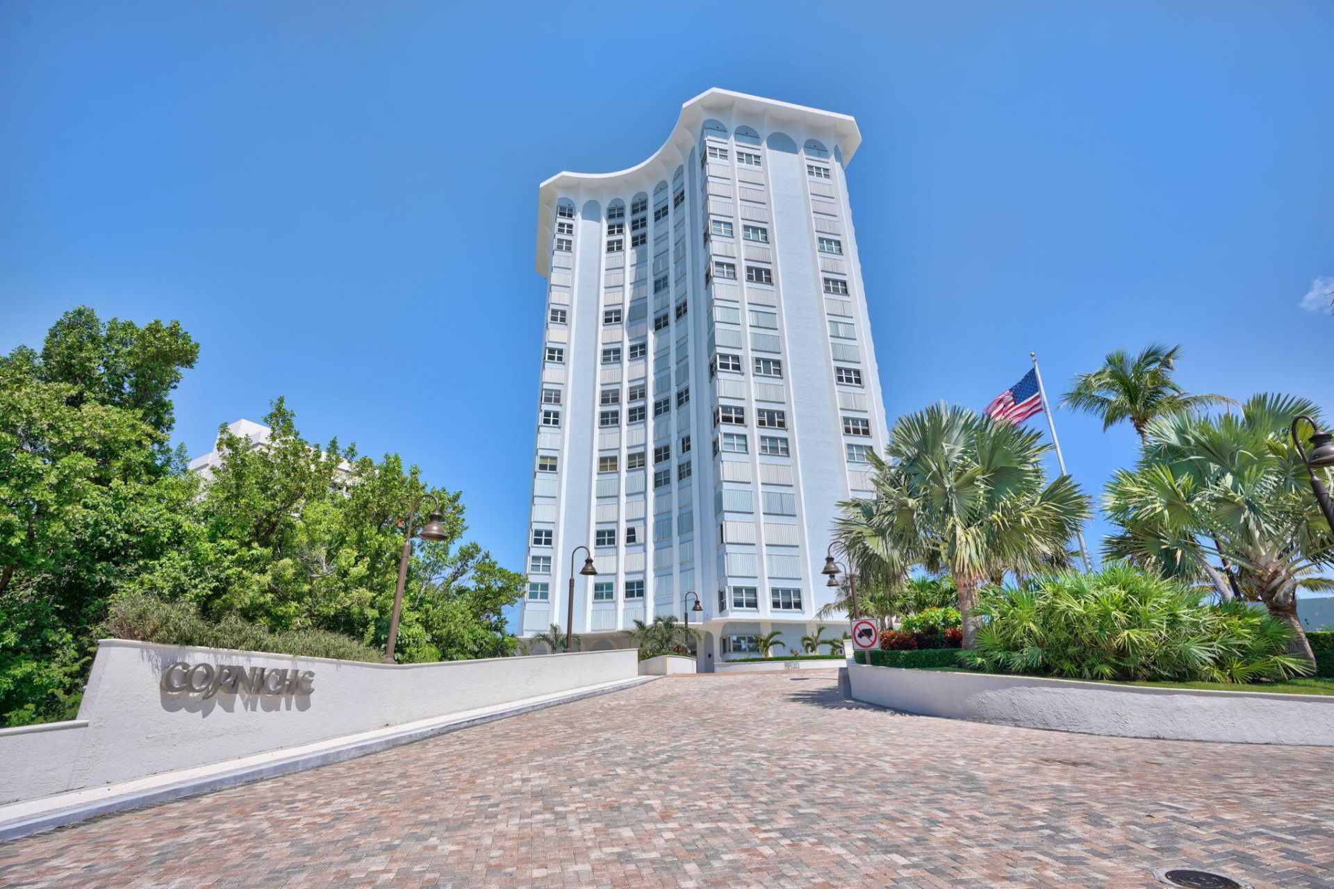 5200 N Ocean Drive, Unit 404, Singer Island, FL 33404 Photo