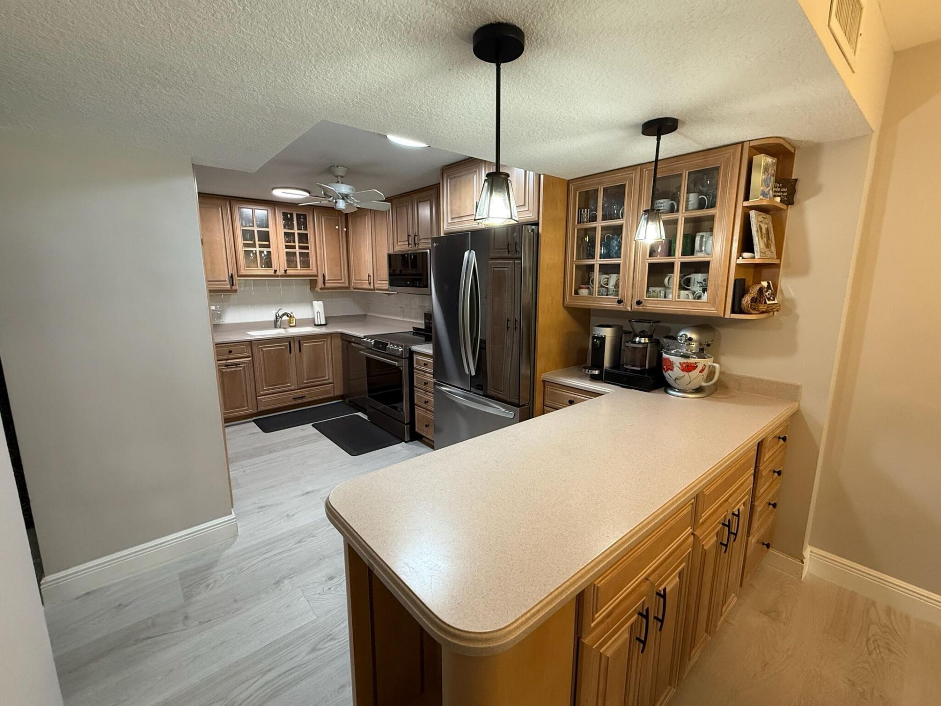 386 Golfview Road, Unit F, North Palm Beach, FL 33408 Photo