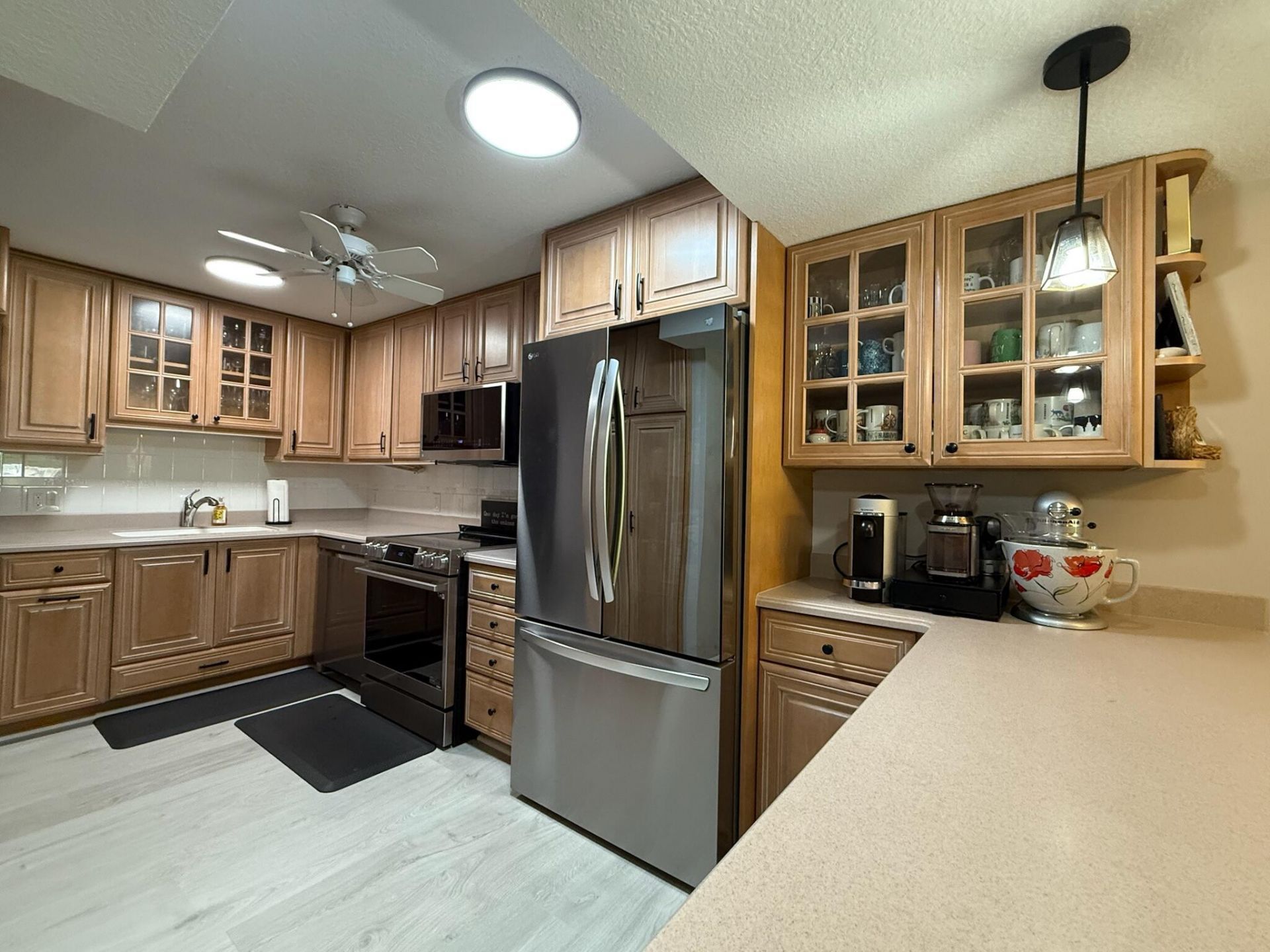 386 Golfview Road, Unit F, North Palm Beach, FL 33408 Photo