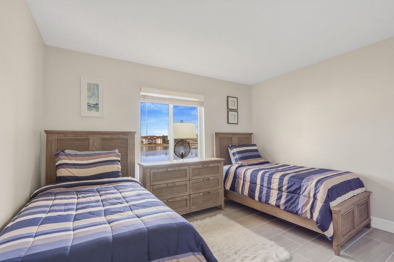 4444 NE Ocean Boulevard, Unit E2, Jensen Beach, FL 34957 Photo