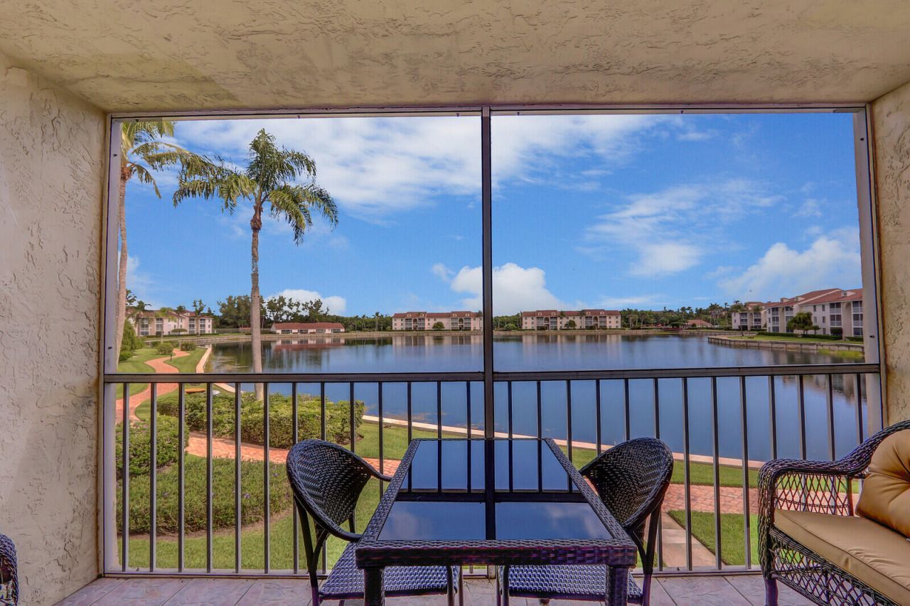 4444 NE Ocean Boulevard, Unit E2, Jensen Beach, FL 34957 Photo