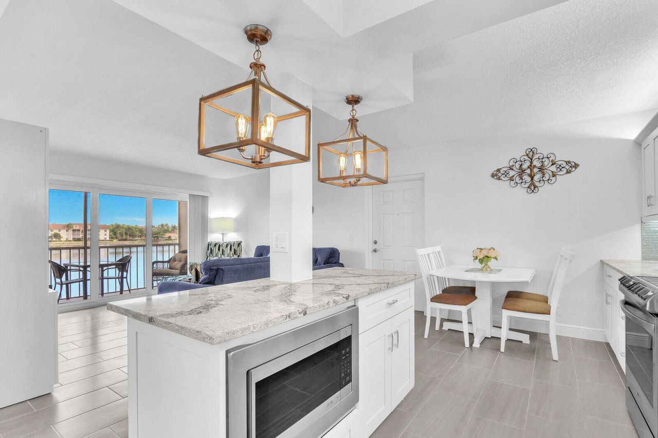 4444 NE Ocean Boulevard, Unit E2, Jensen Beach, FL 34957 Photo