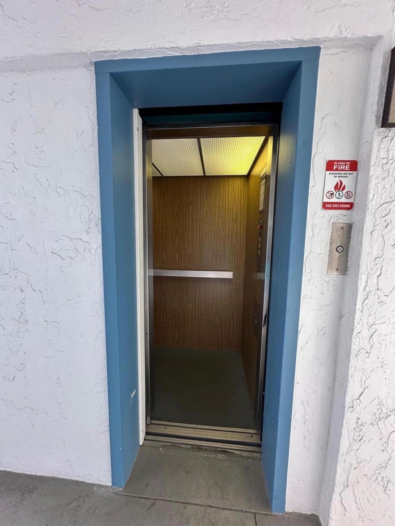 1868 SW Palm City Road, Unit 202, Stuart, FL 34994 Photo