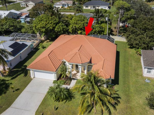 2849 SE Buccaneer Circle, Port Saint Lucie, FL 34952