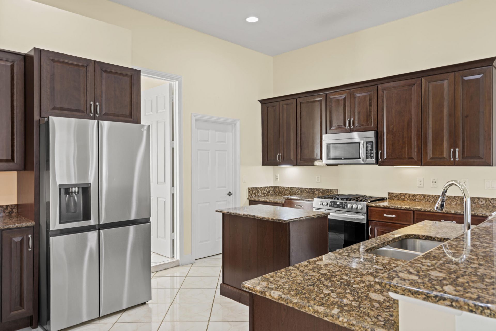 2849 SE Buccaneer Circle, Port Saint Lucie, FL 34952 Photo