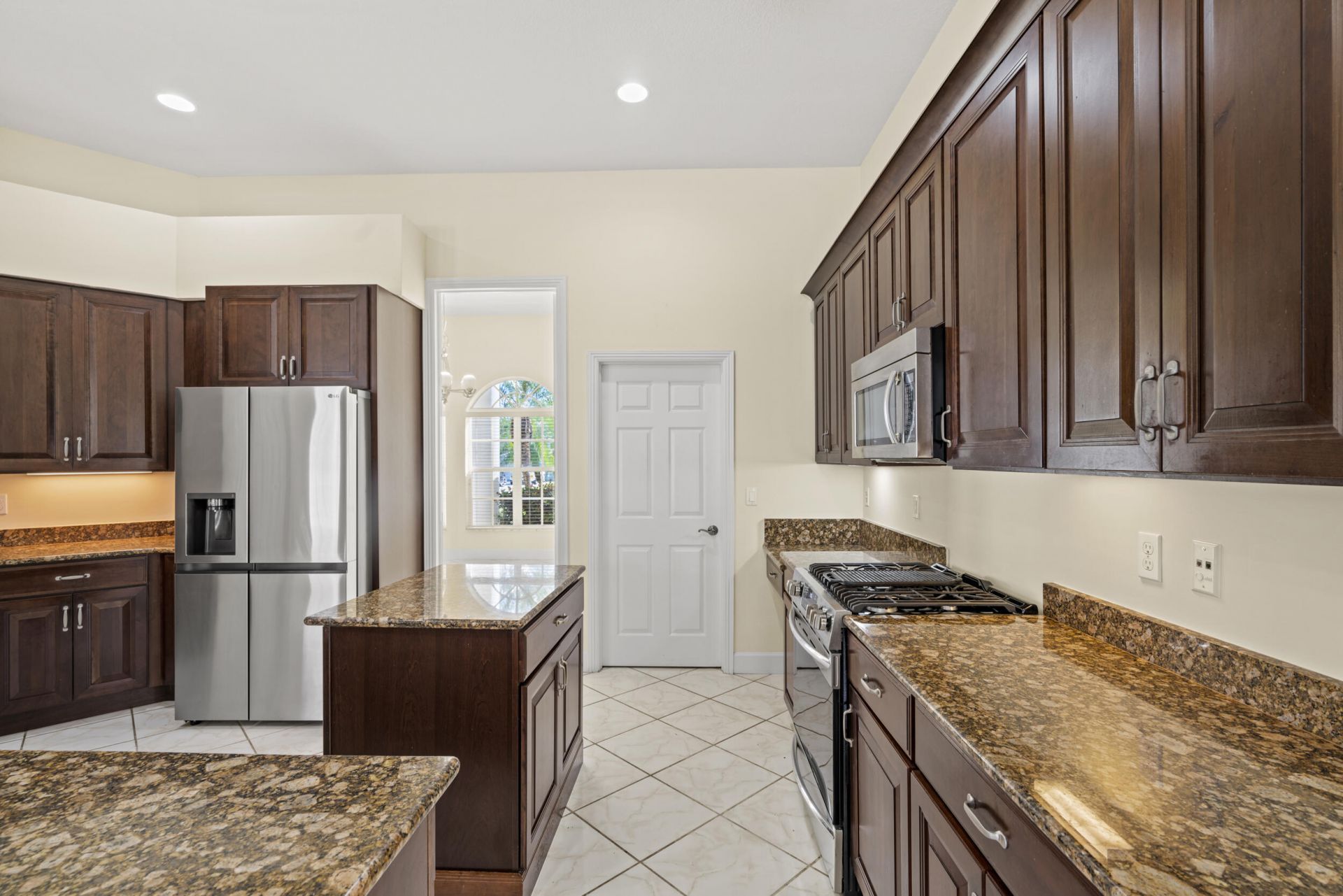 2849 SE Buccaneer Circle, Port Saint Lucie, FL 34952 Photo